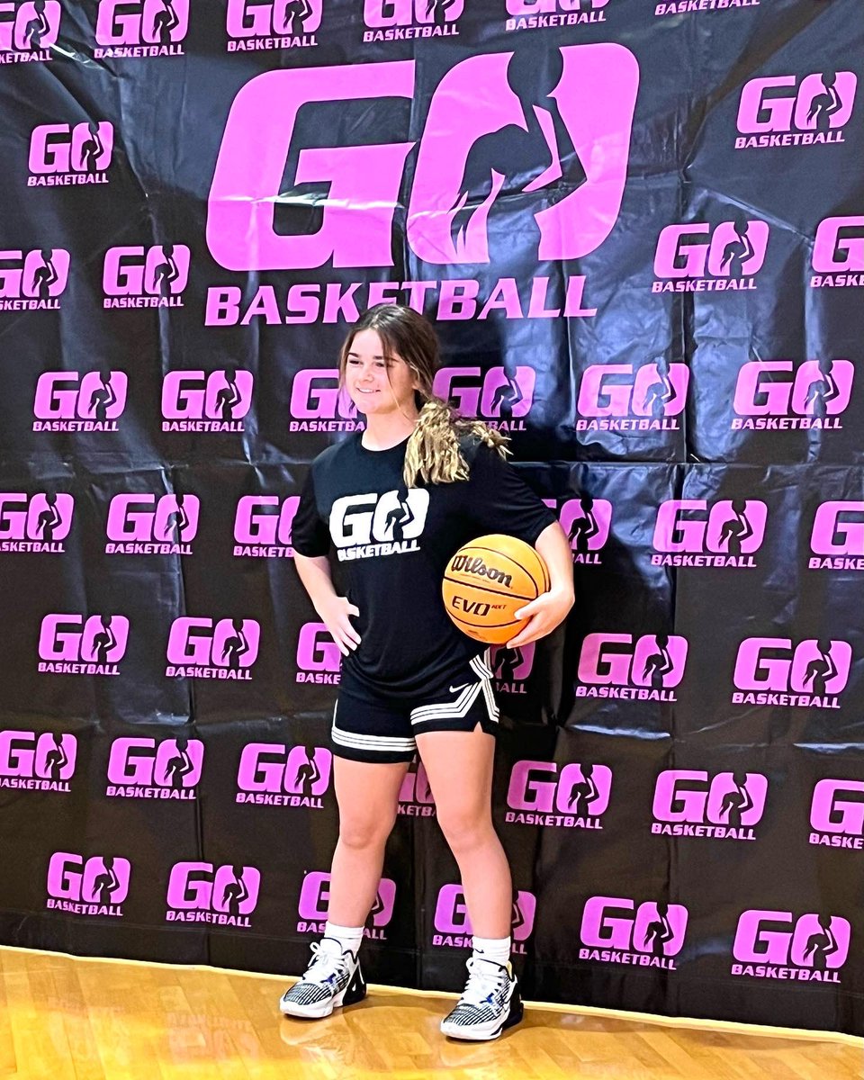 Erin_Smith77's tweet photo. So excited for the Allstar game!
Letโs G๐๐๐๐Rushe Girls!! #gobasketball #rushenation https://t.co/MRtyFmNNMr