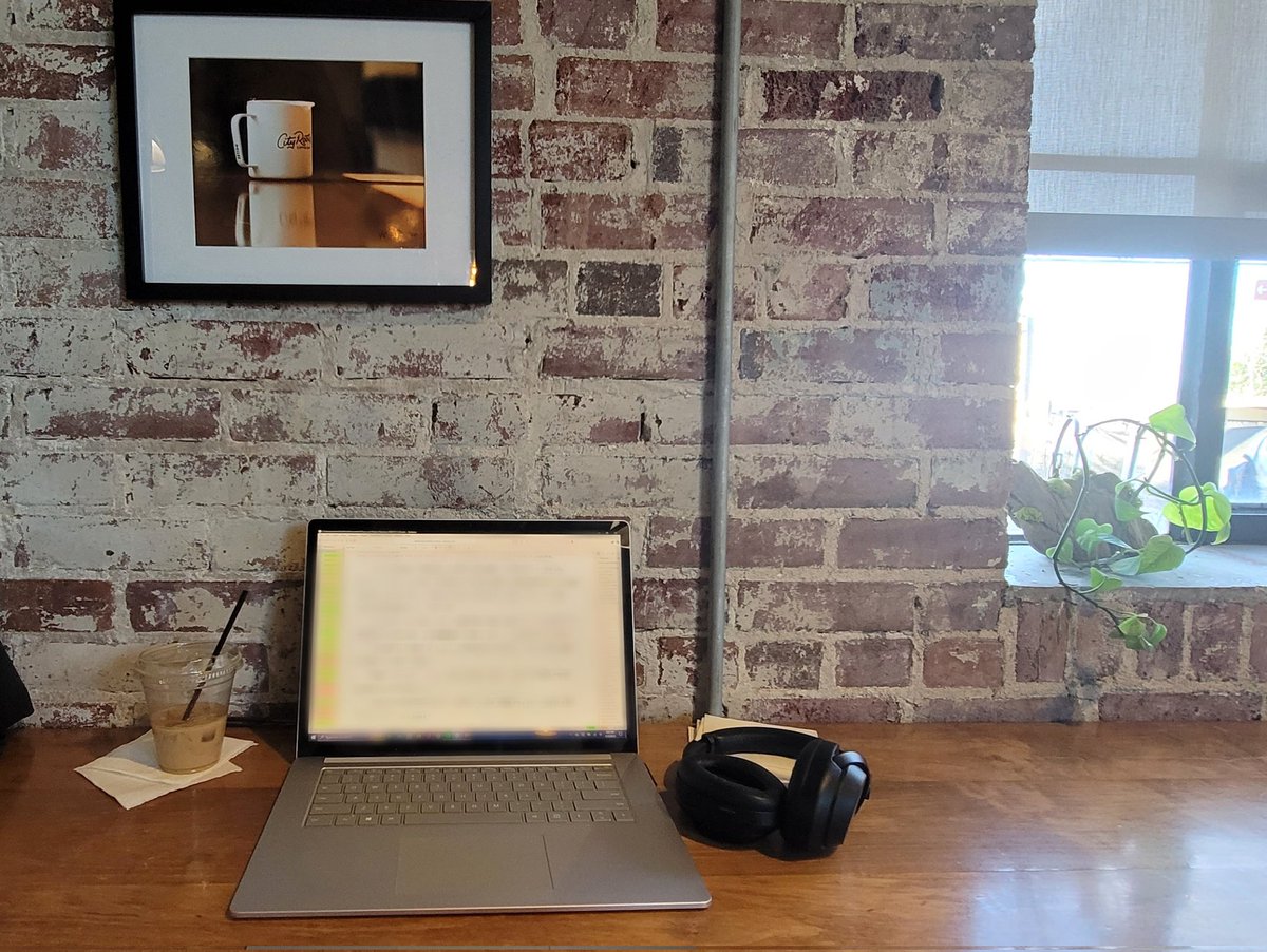 Finally cut this chapter from 5K to 3.4K 🙌🏾. Didn't lose anything important, just repetition and passive sentences. Line edits are ass 🍑🥲.