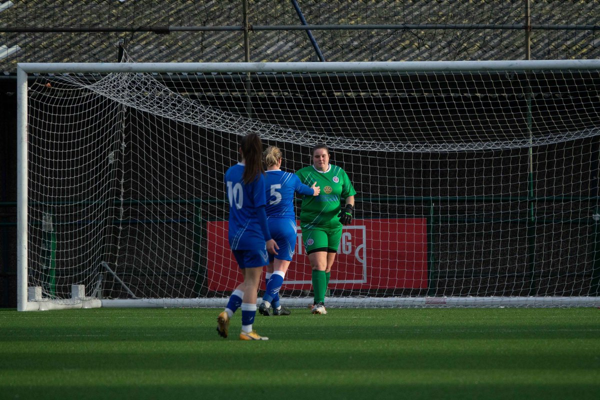 JCBVideo's tweet photo. @CharlMcElr0y ⚽️💙🧤 https://t.co/7oXhokcKHW
