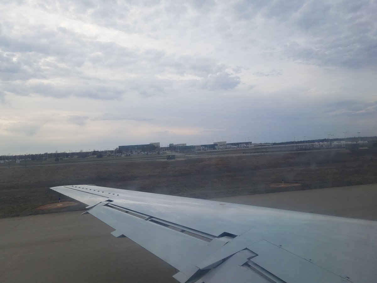 reddawn2988's tweet photo. Wait, this isn't Michigan....

Hello Misery...errr... Missouri! https://t.co/GrpRPaJWM0