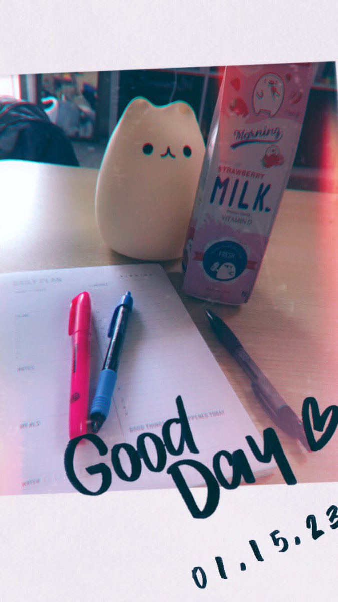 KekeNyaanART's tweet photo. I found my old milk container pencil case!!! And my daily planner arrived!

YAY!! ♡ https://t.co/QHOvMc5FKv