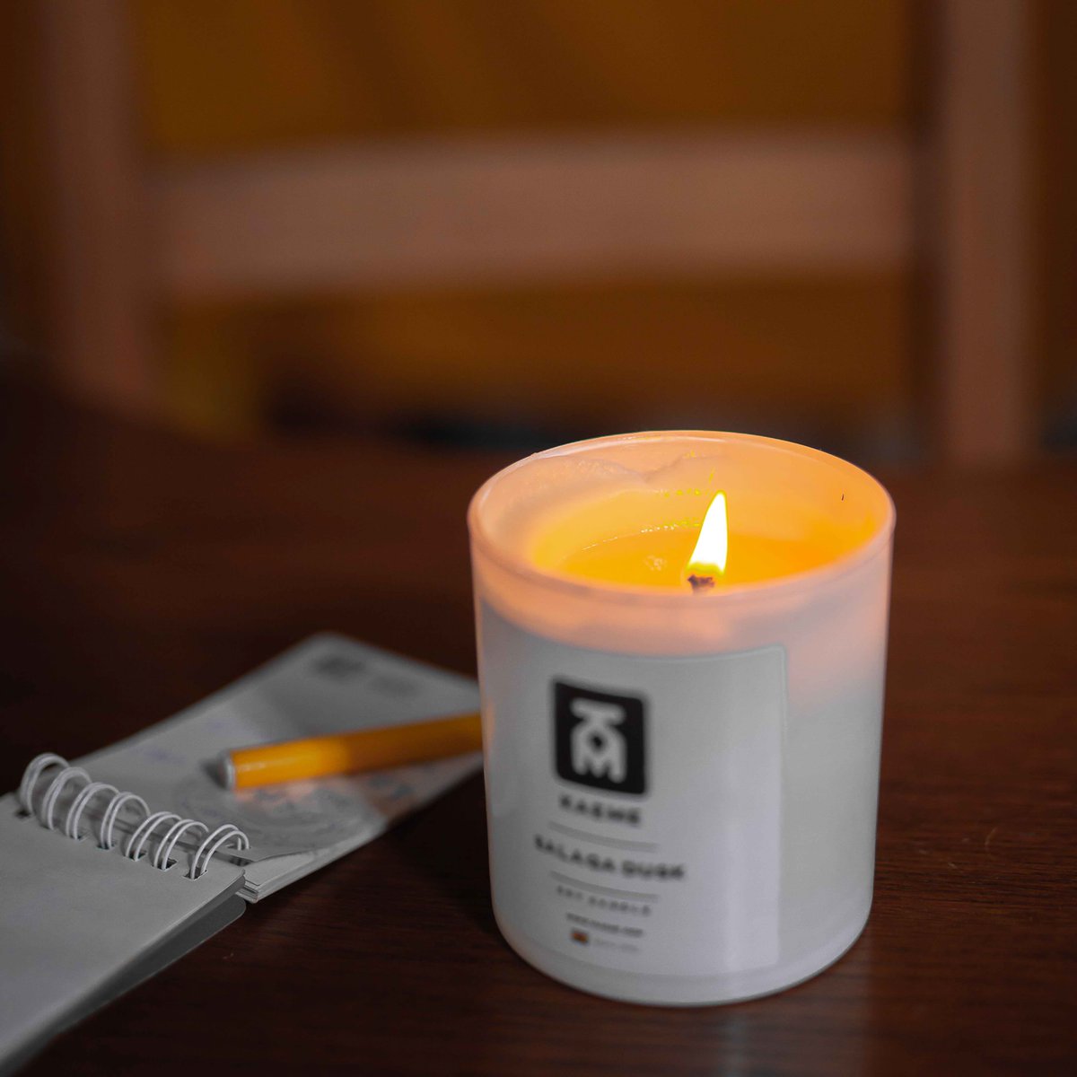 hellokaeme's tweet image. Kaeme scented soy candle 🕯️ smells divine, fills your home with warmth and provides an unforgettable experience! #SmellTheKaemeDifference 🤩

__
kaeme.com/shop/

#hellokaeme #sheabutter #blacksoap #madeinghana #skincare #beauty #homedecor