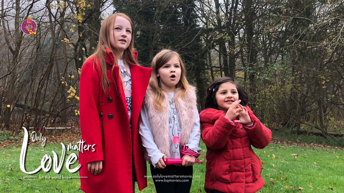OnlyLoveMatter's tweet photo. #BehindTheScenes Child Stars Scarlet Ross, Chloe Ross and Michelle Qureshi 💖
#britishfilms #romantic #drama #English #featurefilm #London #screenwriter @IannisAliferis1
#matthewwrighkenny #joshsimpson #Sarafaraj #emmavonschreiber https://t.co/RaqJCHLCfj