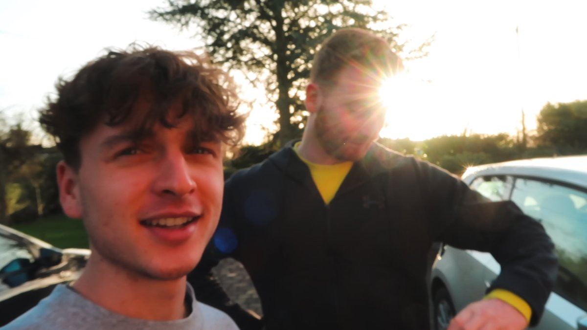 matthghtn's tweet photo. A much less cinematic vlog but one full of plot developments... Week 2, lets go! https://t.co/5efwikxxXb https://t.co/UmmH2FUBsp