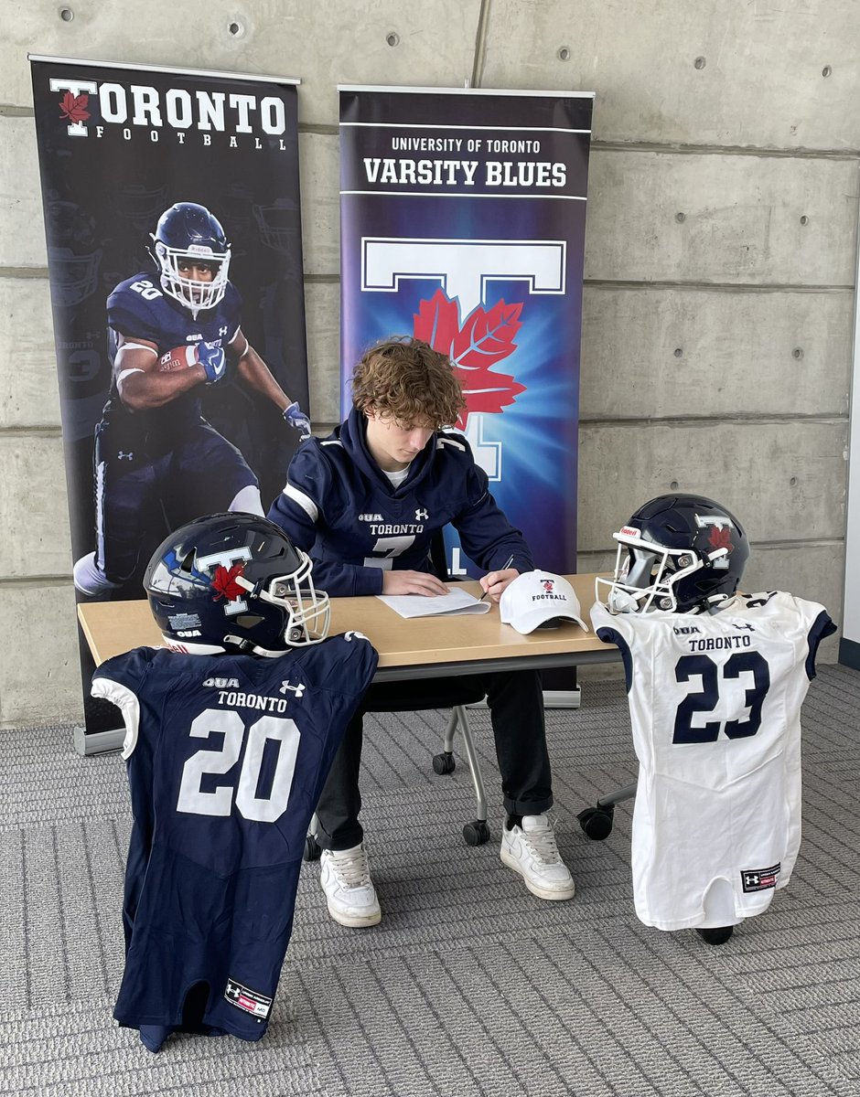 KalebDonoghue's tweet photo. After a great visit and conversations  with @cappiello99 and @coachjdamore I’m thankful to announce my commitment to the university of Toronto for this up coming fall season. ⚪️🔵 Very excited to become a part of the family! https://t.co/P3phGFgPcr