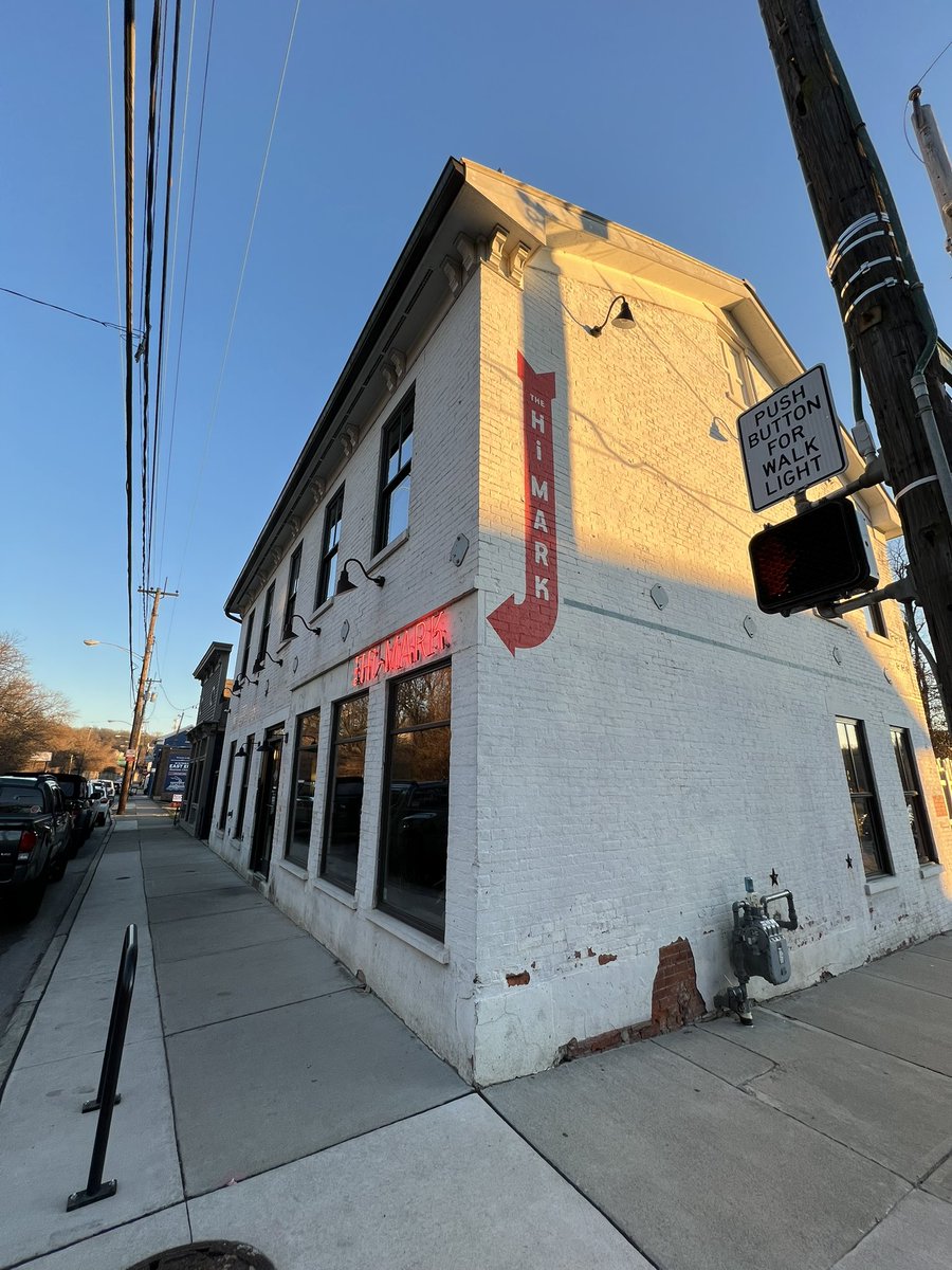 It’s a good day to win a playoff game. Watch with us! 8pm till victory 🏈🐅🍺🍔🍗