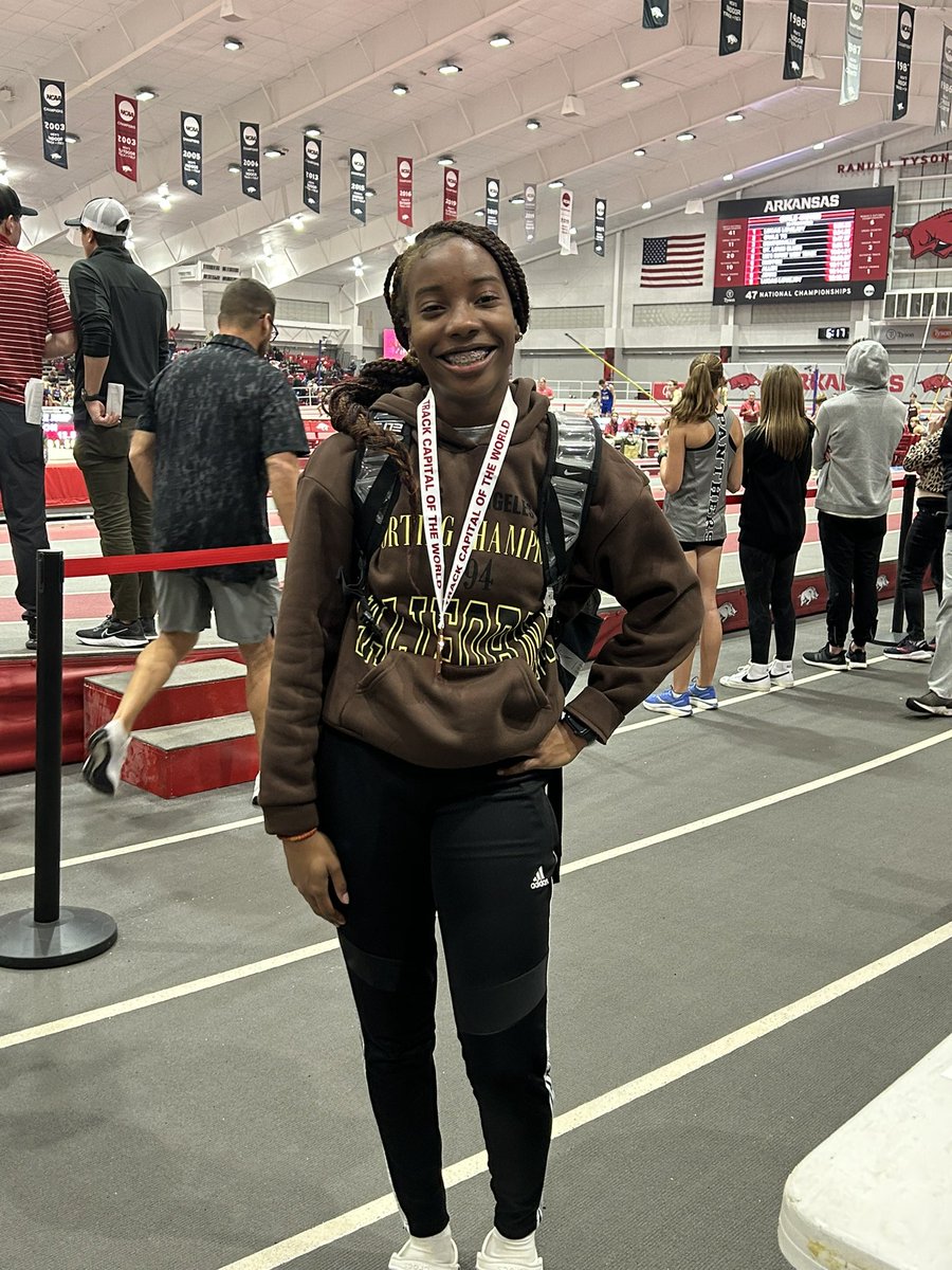 pree_okougbodu's tweet photo. Had a great time competing at @RazorbackTF high school invitational! W weekend 😎

Long jump- 17’9 (10th place)
Triple jump- 39’5 (3rd place)

Shoutout to @JUMPSmartTexas @_CoachMitchell @AlexHochstedler for making it happen!!

@westmesquitehs @mesquiteisdtx https://t.co/OqsqtkXY43