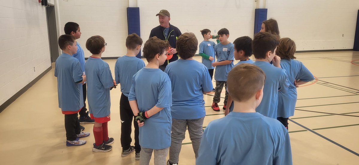 KingstonUnited's tweet photo. Our Rideau Heights Rec Program kicked off to a great start yesterday! Thanks to everyone who helped make it work!! https://t.co/A5CyCAr5Ml