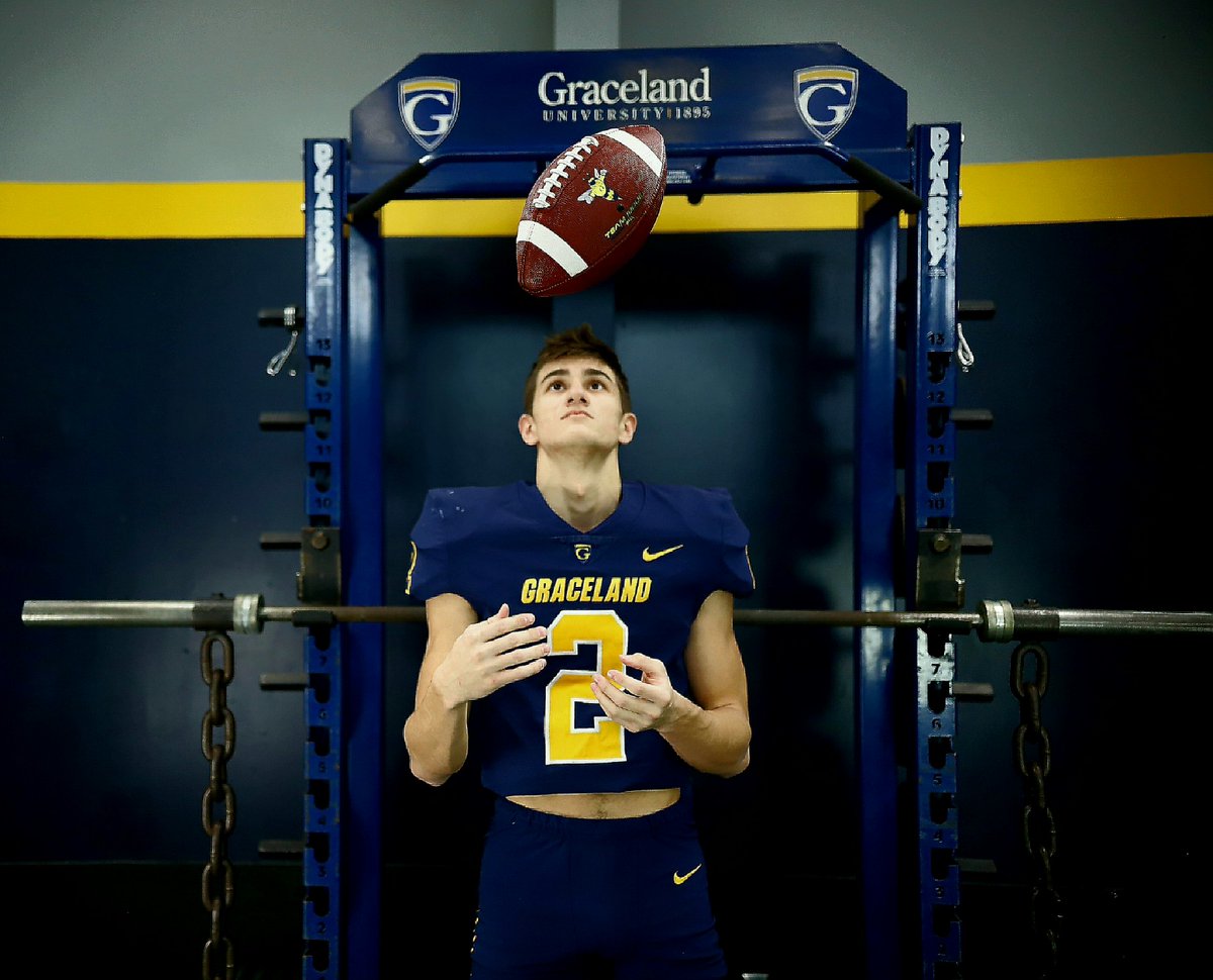 #AGTG I want to thank my family for all the love, support and sacrifices to make this possible!! I am more than blessed to announce my official commitment to <a href="/GracelandU/">Graceland University</a> &amp; <a href="/GracelandFB/">Graceland Football</a> to further my academic and athletic future 💯% commited!committed!! #OnlyTheTough🐝🐝