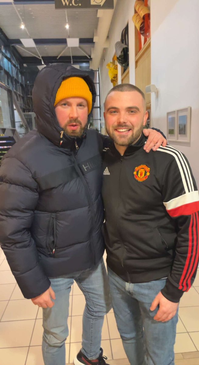 Great day at the Red Devils  Roadshow with @MrTomMcDermott , and the winner of two tickets to the United Vs Forrest carabao cup game still in shock. Fantastic day lads , any reds interested get to the next one absolutely fantastic. @SimonDelaneyEsq @ImpressionistAL brilliant.