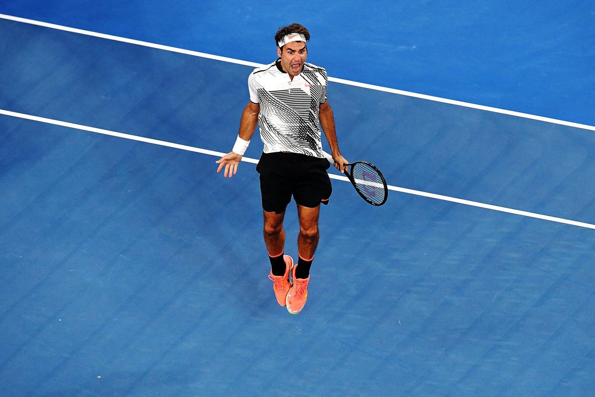 Tenis_RF's tweet photo. Hoy arranca de manera oficial el AÑO l DF (Después de Federer) cambió la manera de jugar al tenis, jamás veremos algo igual. https://t.co/Ue4O9H0X3t