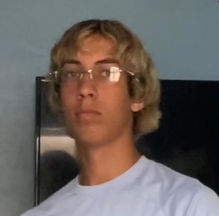 RiverSongg's tweet photo. já são DOIS meses tentando mudar a foto do perfil e NÃO MUDA
cara twitter desistiu legal de mim https://t.co/82yYFp1AjE