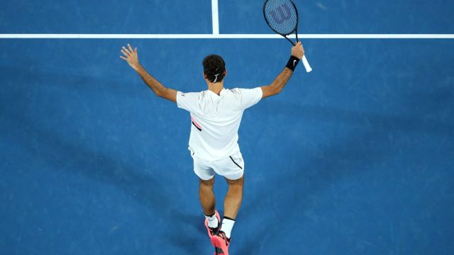 Tenis_RF's tweet photo. Hoy arranca de manera oficial el AÑO l DF (Después de Federer) cambió la manera de jugar al tenis, jamás veremos algo igual. https://t.co/Ue4O9H0X3t