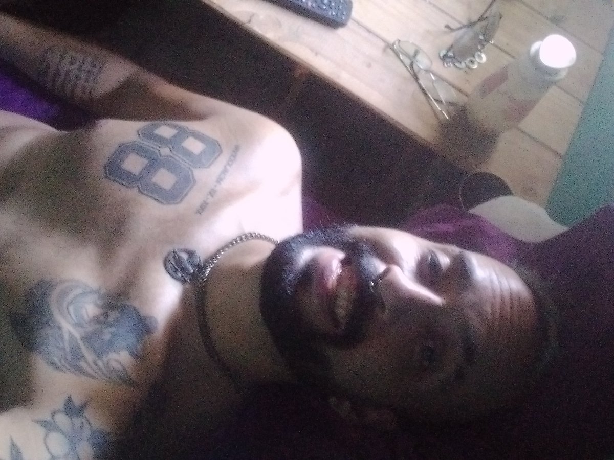 Pumaboy1988ok's tweet photo. ~No les pasa que agendan a los chongos tipo >Nahuel Glam, >Cristian Macho, >Leo AMK,>Brian Perrito...Por Dios...soy un degenerado!!!.
.
.
.
.
#pumaboy #degenerado #put@ #soyrefacil https://t.co/feN4KrnW73
