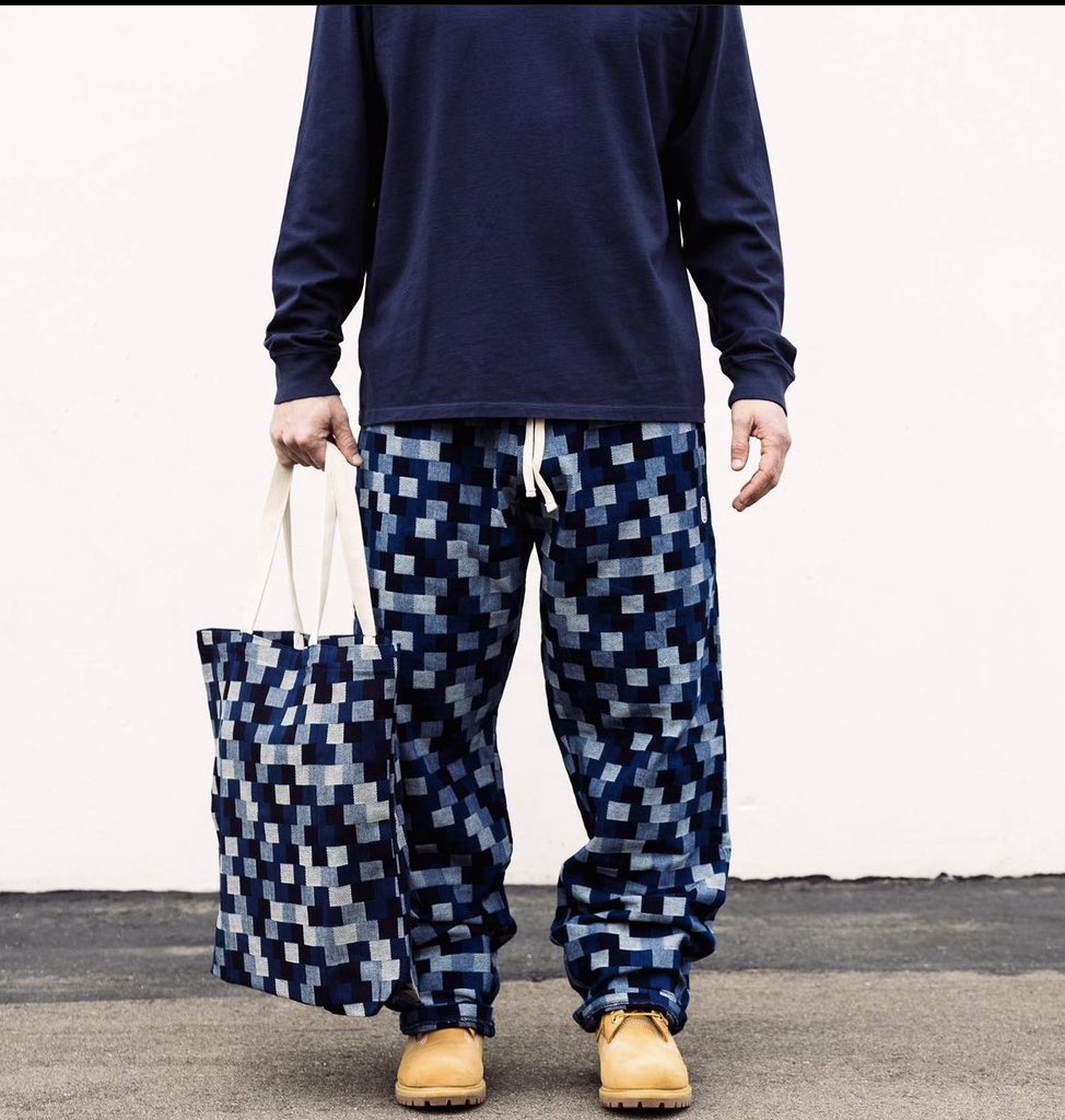 the_kid_mart's tweet photo. Again, name a better WFH fit. @jimmygorecki always killing it. The goal of regular guy sponsor continues. That tote would basically be my daughters travel bag in the car for Change of clothes and everything else she needs #FlowByJune https://t.co/7AxO4B8Cld