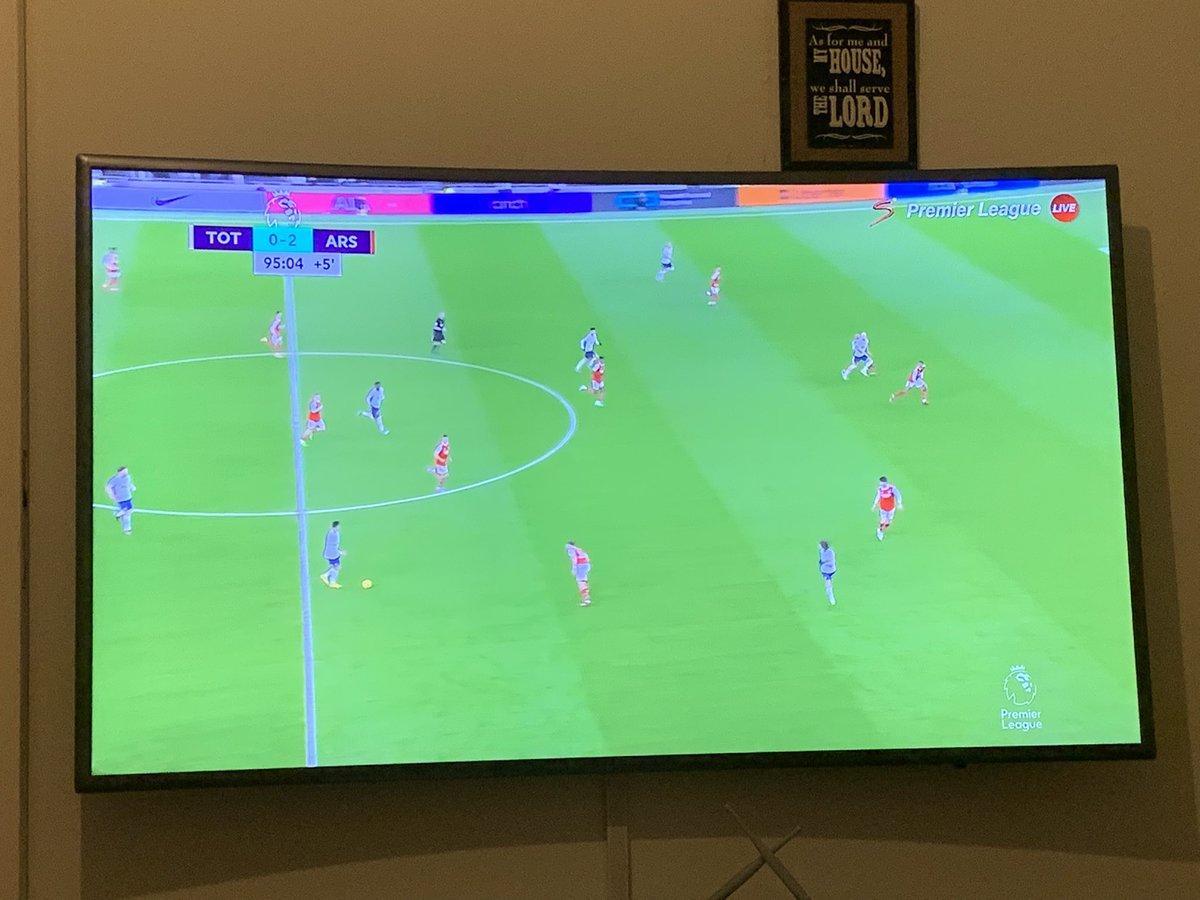 Wncube1's tweet photo. Ehe zve #arsenal #totvsars https://t.co/DdP3uqEoMd