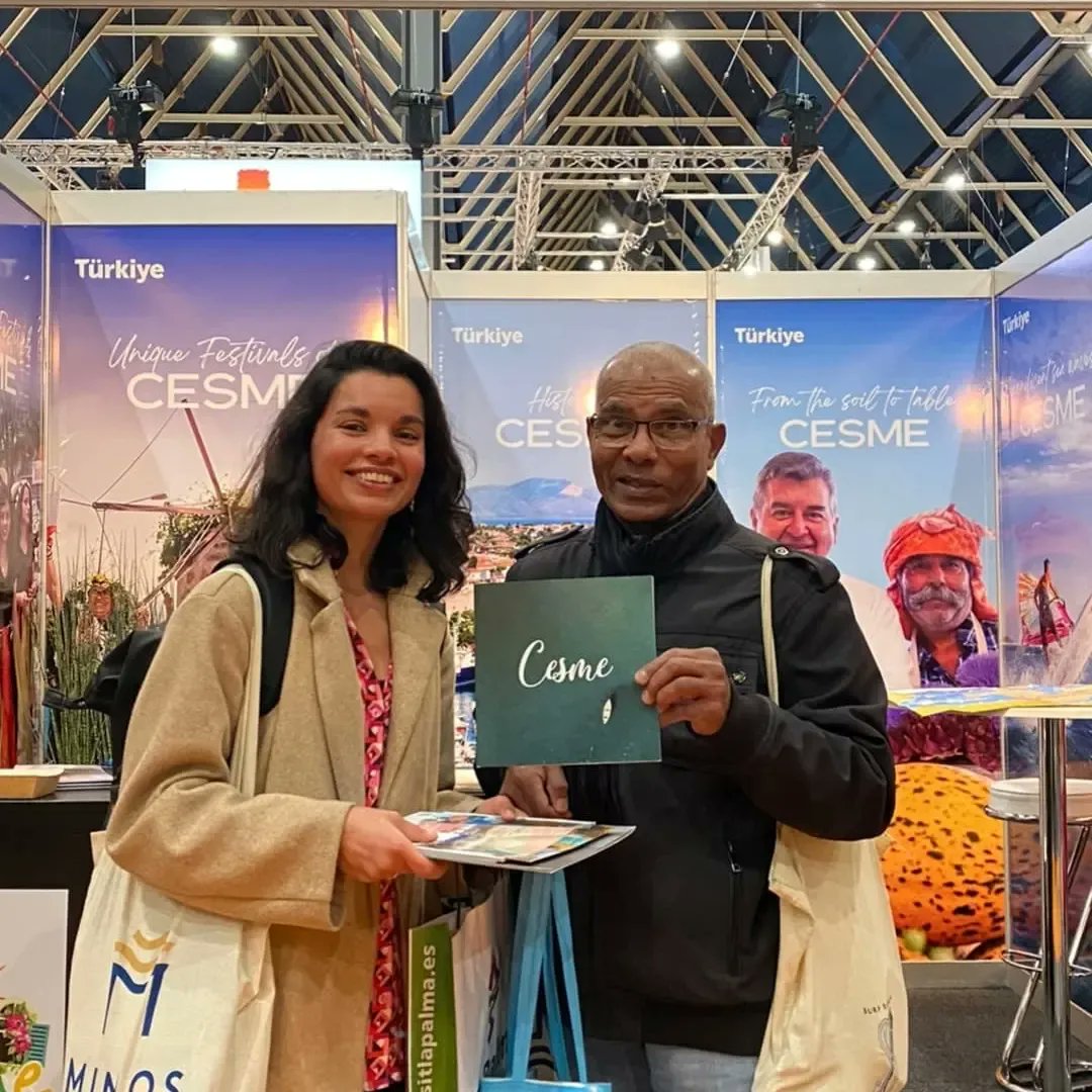 Çeşme Standı ile Hollanda Turizm Fuarı'nda  verimli bir fuar gerçekleştirdik. Çeşme Belediye Başkanımız Ekrem Oran'a, Belediye Başkan Yardımcımız M. Yıldırım Aktugan'a, fuarda yer alan ÇEŞTOB Yönetim Kurulu ve üyelere, bizi uzaktan destekleyen tüm dostlarımıza teşekkür ederiz.