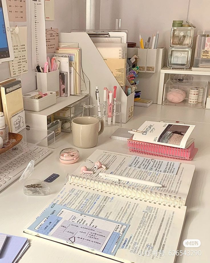 studieesd's tweet photo. ࣪˖ ⌕ :: #studytwt #studytwtbr #langtwt

 {🇫🇷} como aprender o básico do francês; a thread 

{ ⌗  palavras chaves: idiomas, francês básico, língua francesa, material de francês, canais de língua francesa, português-francês } https://t.co/iF6Ruwi7BQ