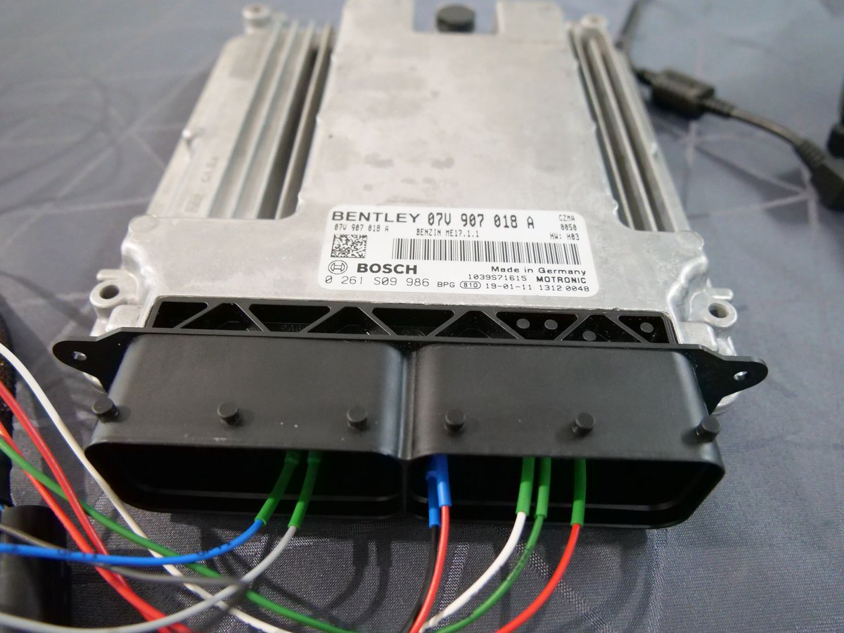 christen_denoth's tweet image. Bentley Mulsanne 6.7 V8 Bi-Turbo, mehr Dampf für den &quot;Schwergewichtigen&quot;

Serie:   512PS/1020Nm
Stage1: 600PS/1200Nm
Interesse? Lass dir eine Offerte machen!
new.cd-auto.ch/r/dHh

#Bentley #softwaretuning #christendentohtuning #mcchipdkrschweiz