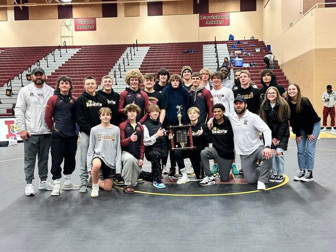 TigerMatMen's tweet photo. For the 3rd straight year, your 2023 Harrisburg Dual Tournament Champions! 

With wins over SF Roosevelt, SF Washington, SF O’Gorman, Aberdeen, and Tea. 

Go Tigers! https://t.co/wDw19SuLji