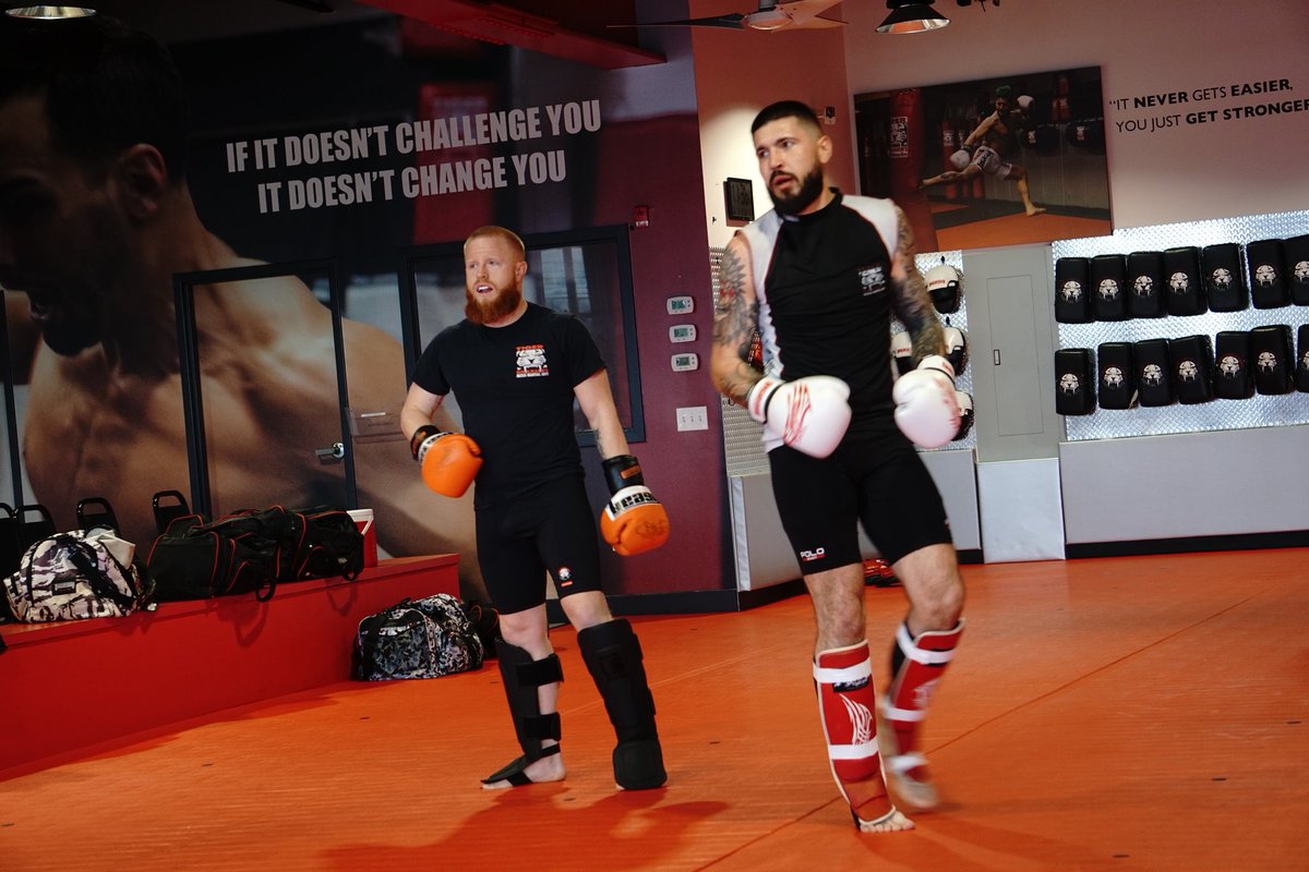 BCuttinoTSMA's tweet image. Good rounds in the bag with these killers. I'm getting better day by day. We show out on #Feb18th.  Get those tickets 🎟 &amp;amp; 🍿#TuneUpCrew.

📸: @KarissasKapture