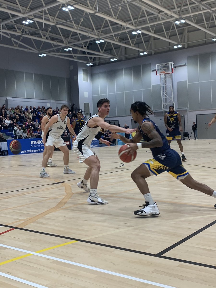 CheshNixNation's tweet photo. Q3 | Phoenix throwing out the fire as they hold their advantage at 39. 104-65 #BritishBasketball #KnowOurName #DefendTheTrophy https://t.co/pl4JFXDdHg