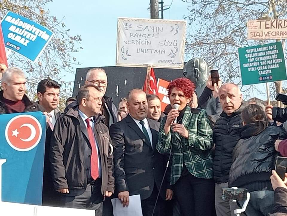 gonulborann's tweet photo. EYT' de biziz.
STAJ ÇIRAK'TA biziz.
ABO'da biziz. 
İNTİBAK' ta biziz.

KISACA SGK KURUMU YASALARINDAN MAĞDURİYETLER YAŞAYANLARIZ.

YOK AYRI GAYRIMIZ.

EYT MÜCADELEMİZDE BİR SONA ÇOK YAKINIZ.

AKSİ DURUM HAL VE  İHTİMALLERİ DÜŞÜNCEMİZ DIŞIDIR.

#EYTyiKimeSoralım 
@EytFederasyonu https://t.co/T9K1U3Phx5