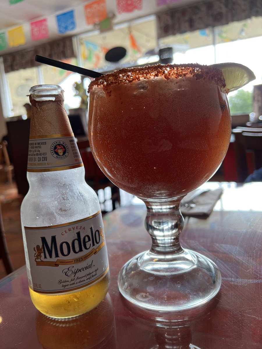 cigarsmoke's tweet photo. Nothing beats a #Michelada for #Brunch  @ModeloEspecial_ 🍺 🍅 🍋 #cigarsmoke #beer #sometimesbeer #beerhop https://t.co/tSgNaHuXvD