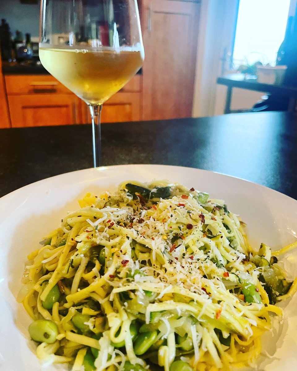 maryhillmagyars's tweet photo. Does @caitlinlspencer visit regularly because she loves her mum OR as I suspect my cooking #pasta #mumscooking #italianfood https://t.co/MxWRwsT3sA