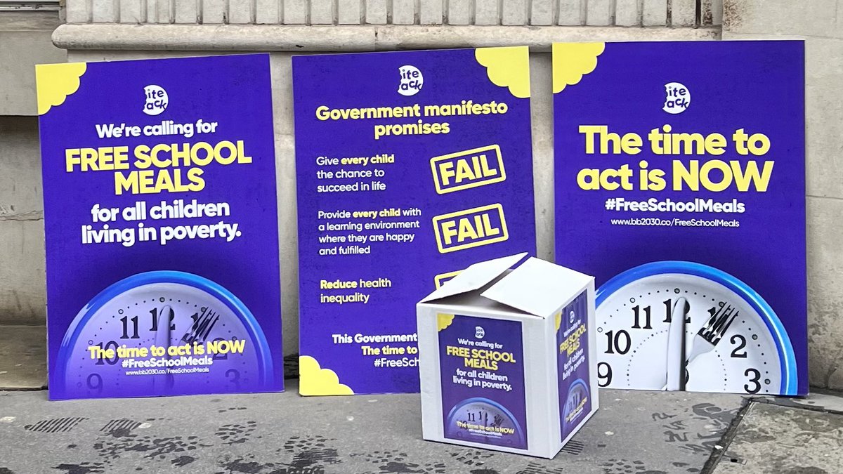 Yesterday was epic✨

We rocked Westminster and handed in our petition calling on the government to extend #FreeSchoolMeals to all kids living in poverty.

<a href="/Jeremy_Hunt/">Sir Jeremy Hunt MP</a> will you listen to the 258,000 people who signed our petition? Over to you…