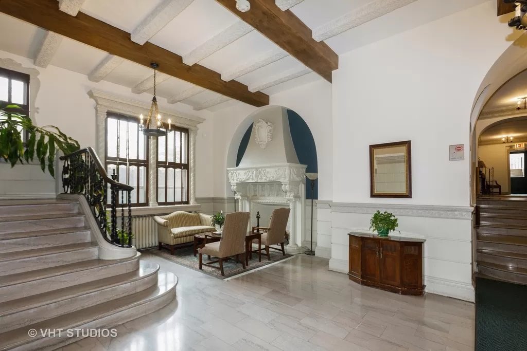 Edgewater Exile on Twitter "Seemingly perfect apartment for an