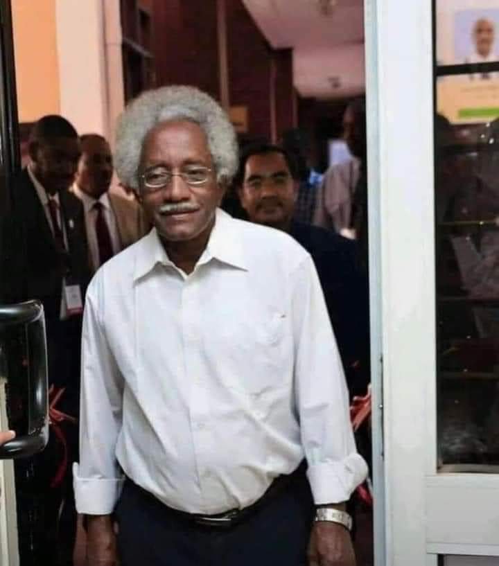 نعي أليم

{وَلَنَبْلُوَنَّكُم بِشَيْءٍ مِّنَ الْخَوْفِ وَالْجُوعِ وَنَقْصٍ مِّنَ الْأَمْوَالِ وَالْأَنفُسِ وَالثَّمَرَاتِ ۗ وَبَشِّرِ الصَّابِرِينَ *الَّذِينَ إِذَا أَصَابَتْهُم مُّصِيبَةٌ قَالُوا إِنَّا لِلَّهِ وَإِنَّا إِلَيْهِ رَاجِعُونَ}