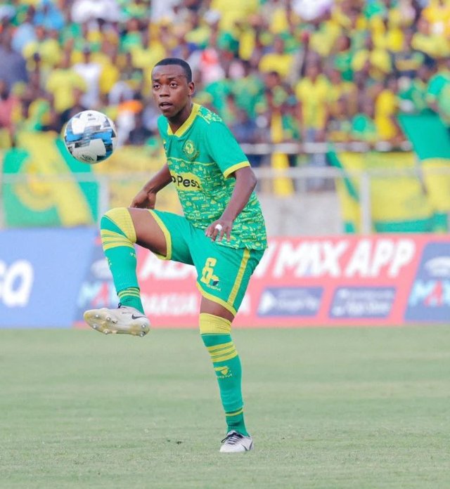 EmanuelChisebe's tweet photo. Hakili za kuambiwa https://t.co/vbR5NqJxYE