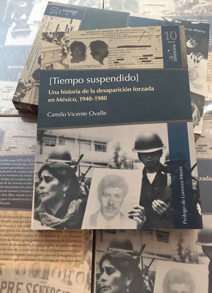 CamiloVicenteOv's tweet photo. Ya casi cuatro años de este libro: 
[Tiempo Suspendido] Una historia de la desaparición forzada en México, 1940-1980

Acá el enlace para descarga del libro, por si es de su interés  👇🏾👇🏾
https://t.co/Zbmv9bc0rq https://t.co/pKg2lVBhRw