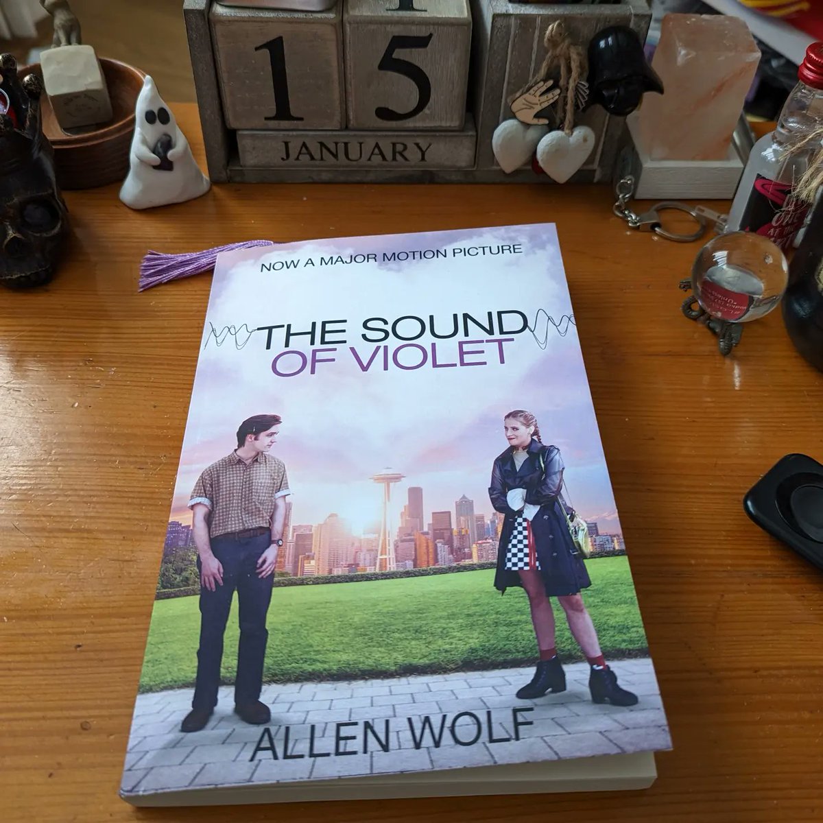 smbslt's tweet photo. Next #read and #blogtour #book + #majormotionpicture #TheSoundofViolet #author #AllenWolf #shortread #morningstarpublishing #debutnovel #bookcover anyone read or seen this? Xxx #Tripfiction we are headed to #booklocation #NewYork (the movie is in Seattle) Thanks Don #booktwt xxx https://t.co/JLo3osdja4
