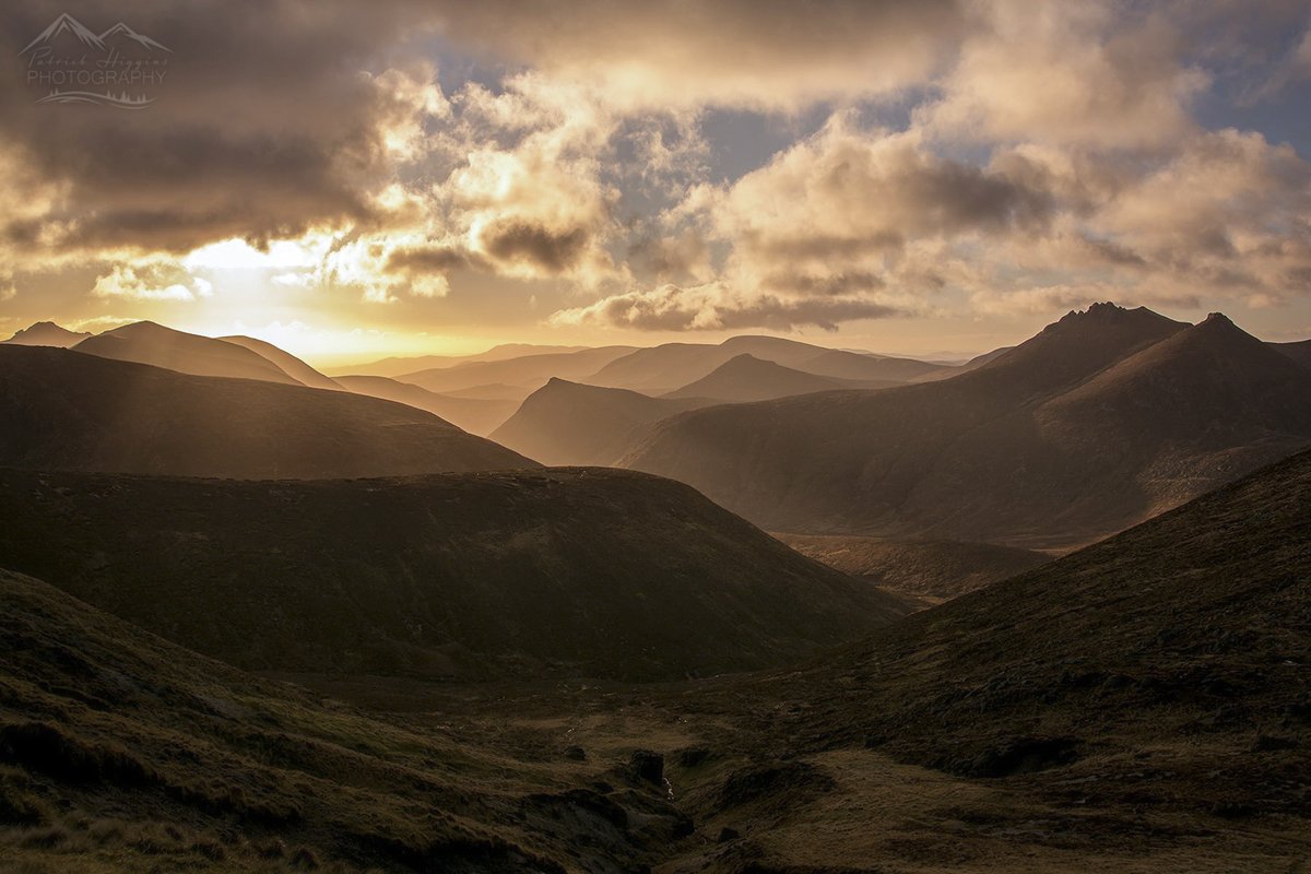 An amalgamation of Mournes at sunset. <a href="/WeatherCee/">Cecilia Daly</a> <a href="/angie_weather/">angie phillips</a> <a href="/barrabest/">Barra Best</a> <a href="/BBCNewsNI/">BBC News NI</a> <a href="/coolfm/">Cool FM</a> <a href="/CarlingfordIRE/">Carlingford Lough</a>