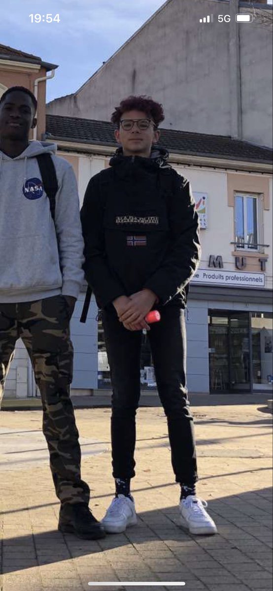 8mahe8's tweet photo. @yysllkk @VaudierS Tu veux jouer https://t.co/zwnkteWFDG