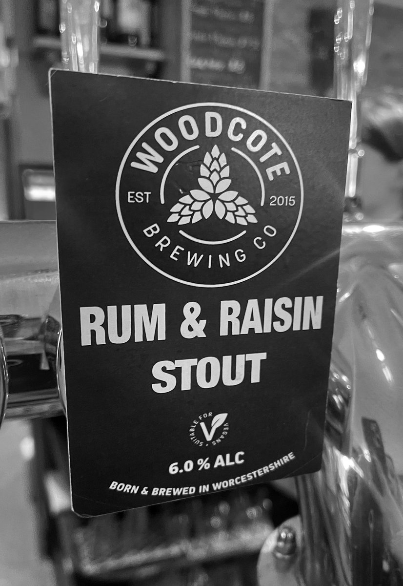 As a babby I luv’d a rum n raisin icecream, as a wench it’s stout all the way bab.

Just need to combine tha two 🍺🍦