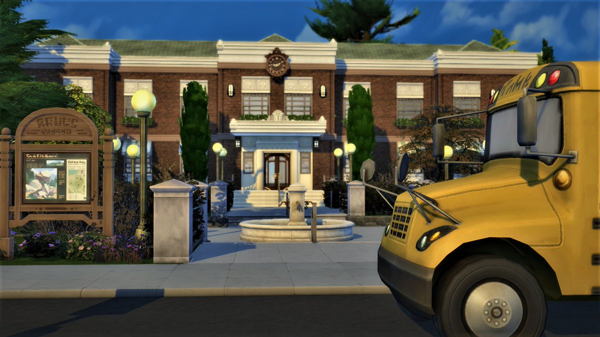 simprehend's tweet photo. Progress on Copperdale High! #copperdale
#sims4 #showusyourbuilds #sims4highschoolyears #sims4highschool #sims #thesims #thesims4 https://t.co/5RMka5Tlkp