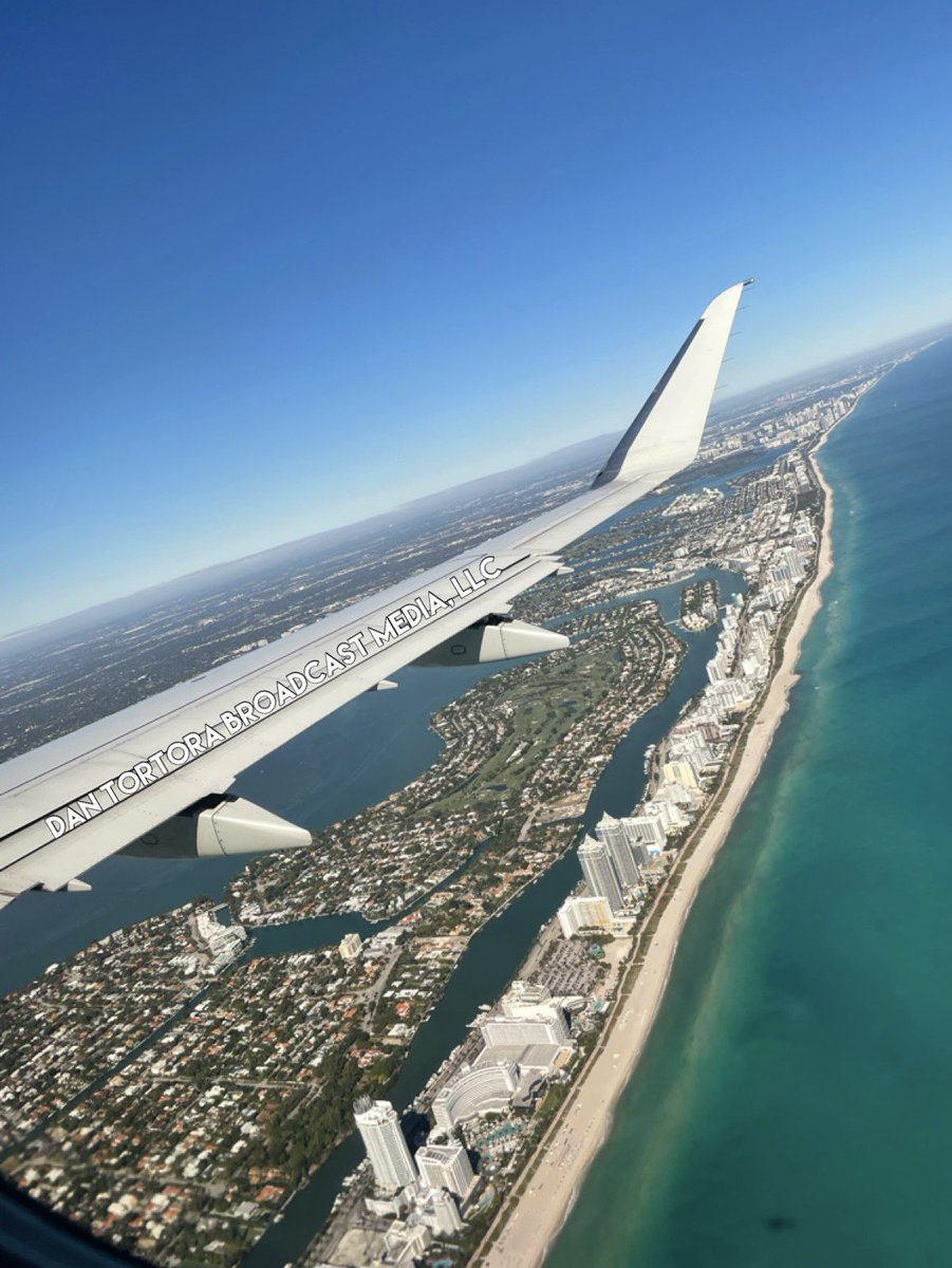 CallDT's tweet photo. What’s up, Miami?!

#WakeUpCall is on the road &amp; is proud to add another Florida city/town to our long list of stops in the #SunshineState ☀️ 🌴 

#GODisGOOD #GODisGREAT #Miami #WakeUpCallOTR #WakeUpCallOnTheRoad #WakeUpCallEverywhere #Florida https://t.co/l6zGm9SCXQ