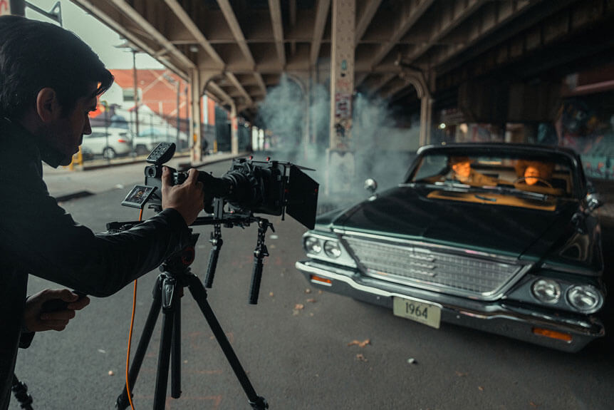 FujifilmX_US's tweet photo. Curious about anamorphic lenses? Check out this link.  https://t.co/CfonAmVO9w

CC: @CKnightPhoto https://t.co/nJ47c8P2mU