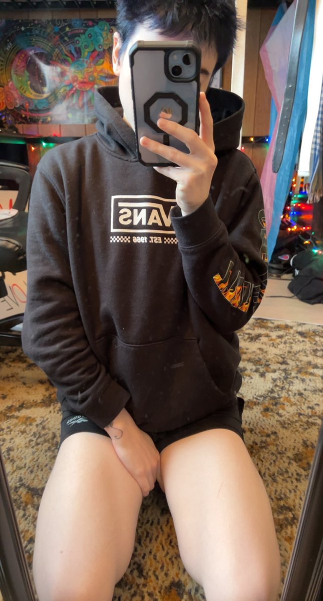 Trans_boi tweet media