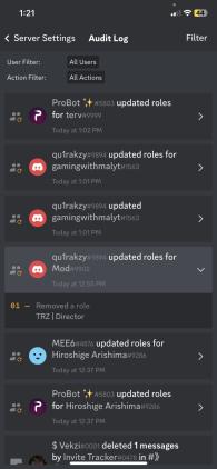 FlowzTrz's tweet photo. @TrizonGG is very unprofessional there members spam chat there mods are toxic to there own players they buy members the owner is 11 years old trizon is ran by a bunch of immature people they have 4k on yt they say they give shoutouts but lie just for promotion https://t.co/rVEcv6t5IO