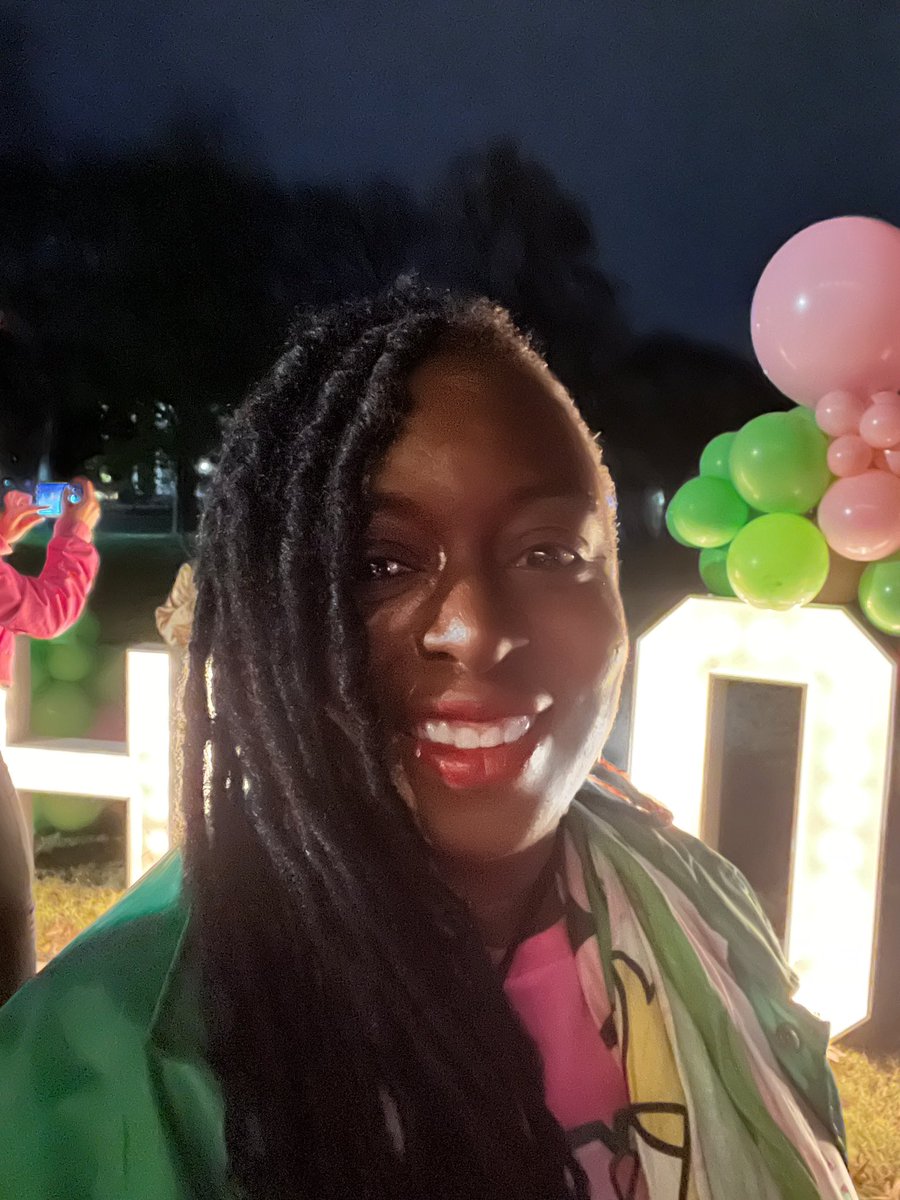 6Gems's tweet photo. Happy Founders day my sisters!!! All the love. 💕💚💕💚 #AKA1908 https://t.co/XG95eg5WbG