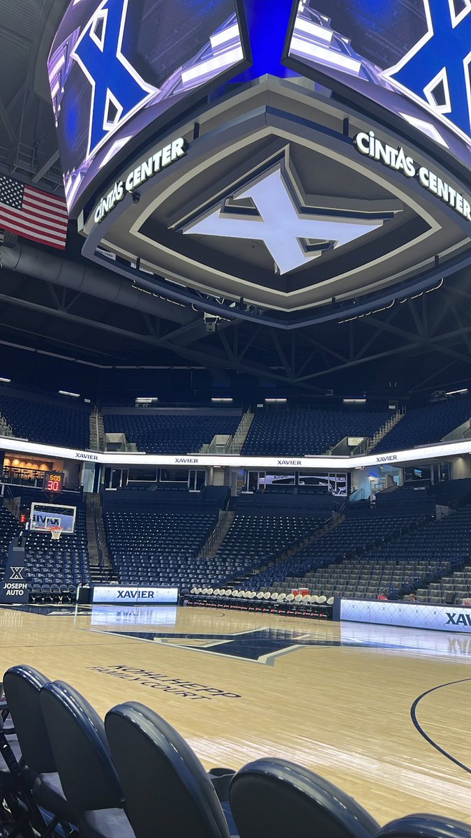 Nate Buss Hoop Talk tweet media