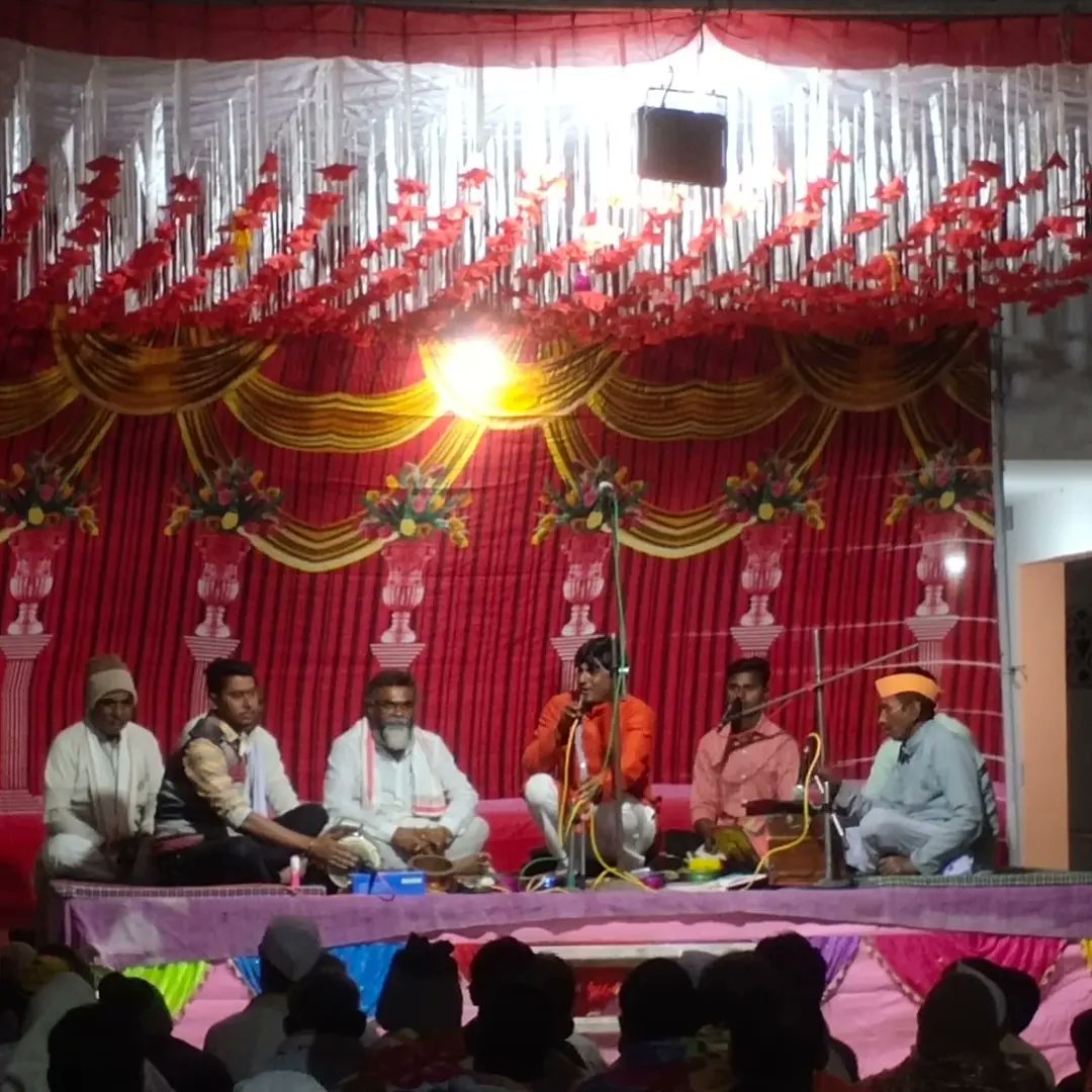 jayrambaba14's tweet photo. *भव्य यात्रा महोत्सव राजगड*
13जानेवारी 2023 रोजी
*श्री संत जयराम महाराज संस्थान अध्यक्ष संचालक*बंजारा समाजाचे प्रबोधनकार श्री पंकजपाल महाराज यांना संस्थानच्या वतीने विदर्भरत्न* *पदवी* अर्पण केली 
#Shri_sant #JayramMaharaj
#jaysewalal #raysingMaharaj
#SanjaybhauRathod #minister https://t.co/Toj8rcNT6e