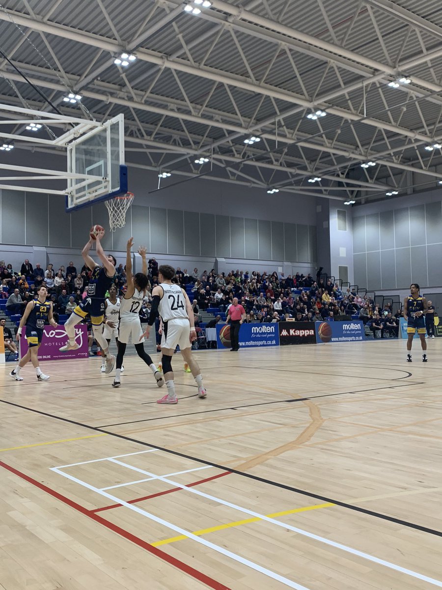 CheshNixNation's tweet photo. FT | Phoenix see of the Hoods 129-80 and progress to the next round where Surrey are waiting! #BritishBasketball #KnowOurName #DefendTheTrophy https://t.co/VQBpSWQ0yc