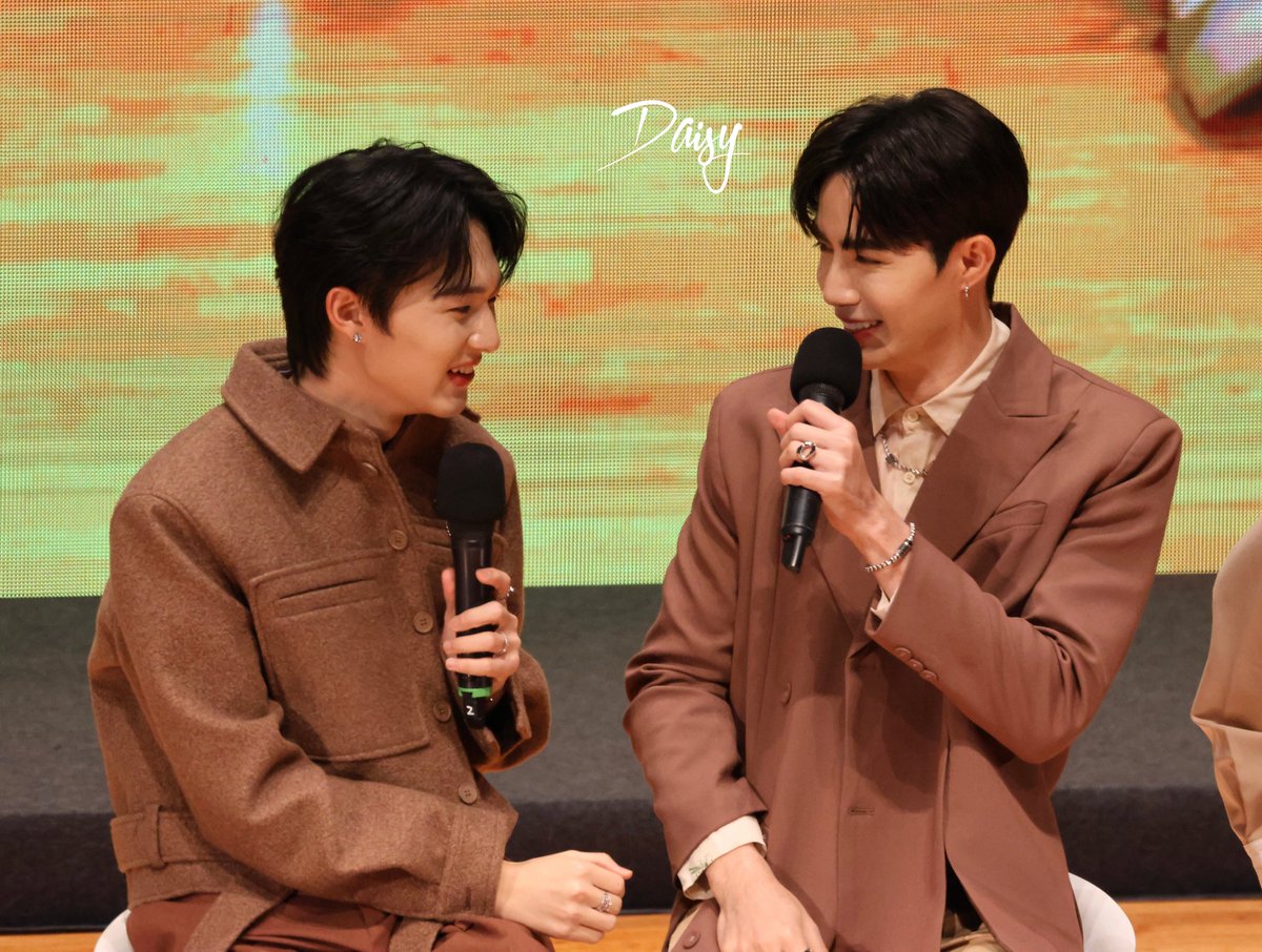 Daisy20220520's tweet photo. #CutiePieFMInTaipei #ZeeNuNew #ZeePruk #NuNew #MaxNat https://t.co/AUztr6X2Uj