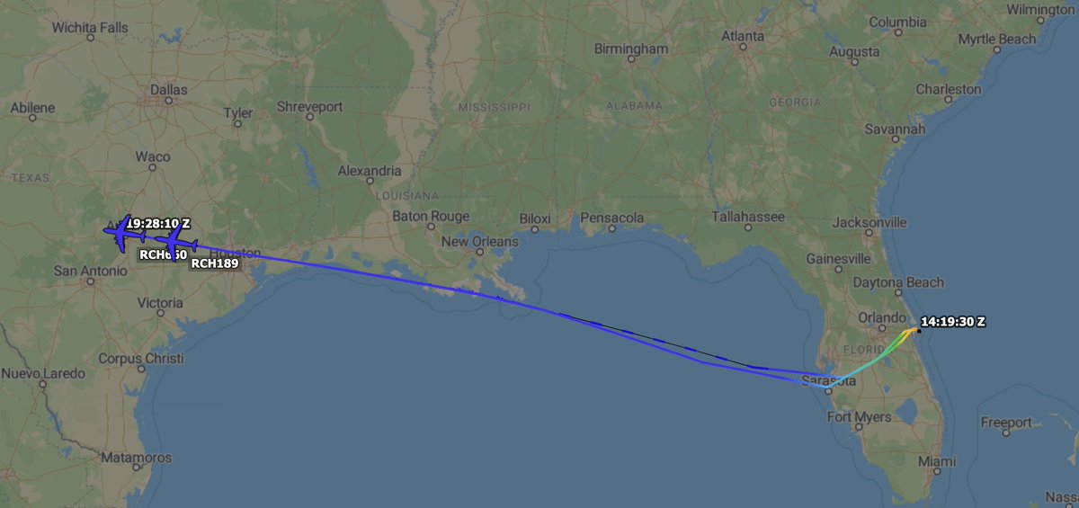 TheSnoopySnoop's tweet photo. Pair of Lockheed C-5M Galaxy's airborne from Cape Canaveral. Arrived from Travis on 12th.

#RCH660 #AE055B 84-0050
#RCH189 #AE051D 68-0216

#AvGeek #Planespotting #aviation https://t.co/sUschOyFw9