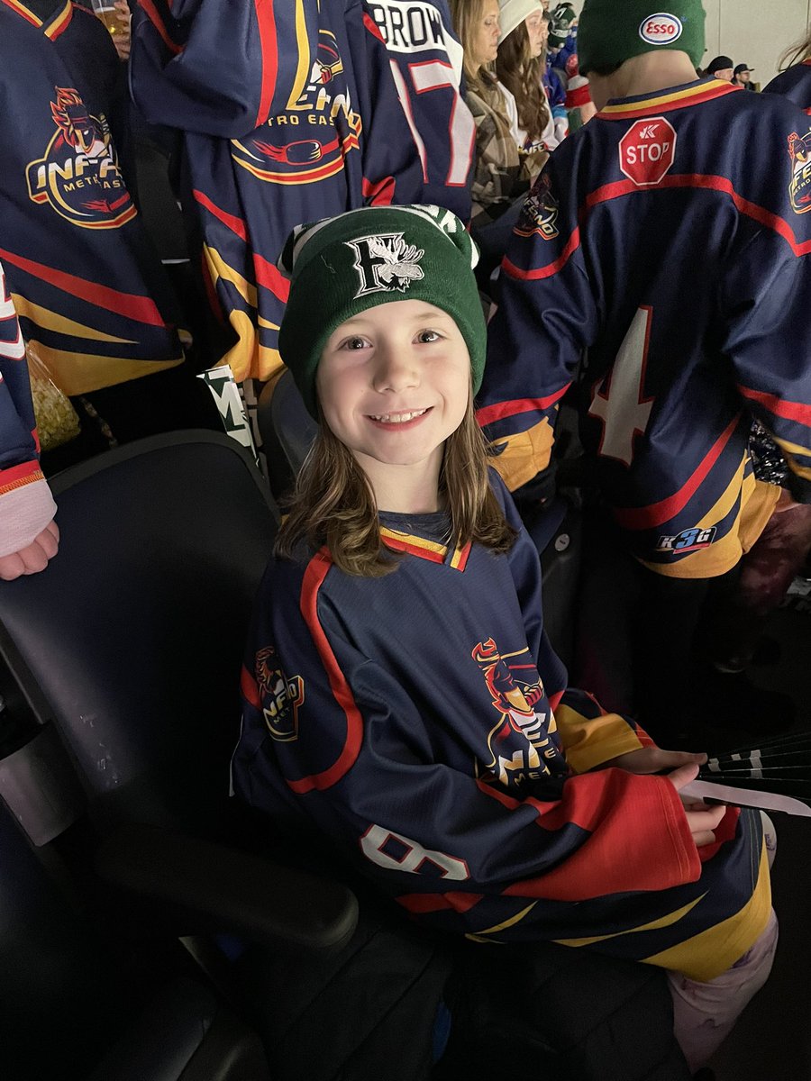 rjverran's tweet photo. #GoMooseGo https://t.co/Ji5S4KUBt0